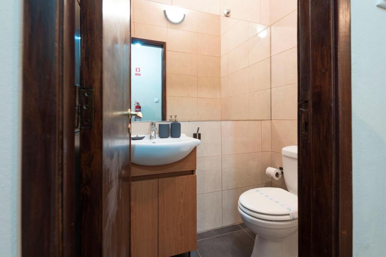 Lovelystay - Serralves Apartment With Free Parking Porto Ngoại thất bức ảnh