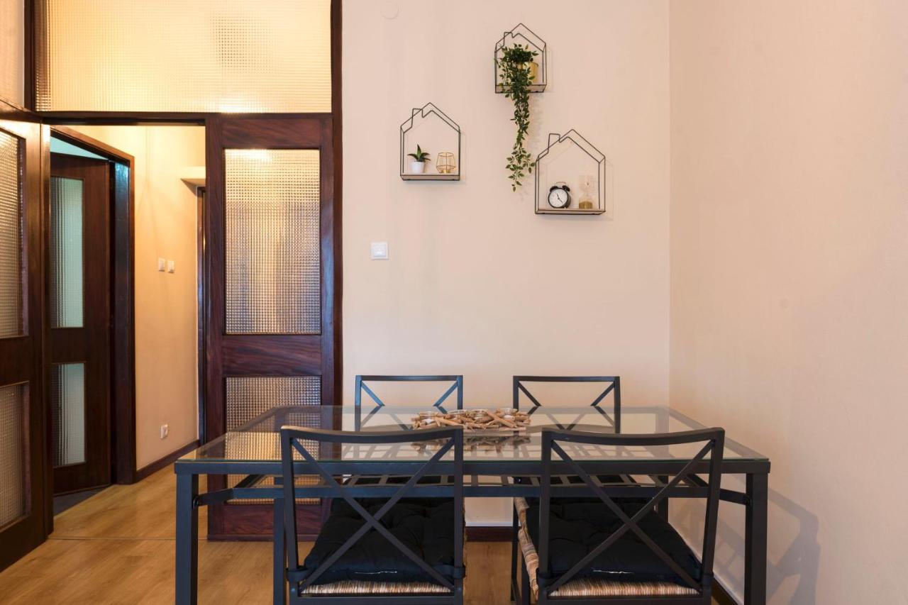 Lovelystay - Serralves Apartment With Free Parking Porto Ngoại thất bức ảnh